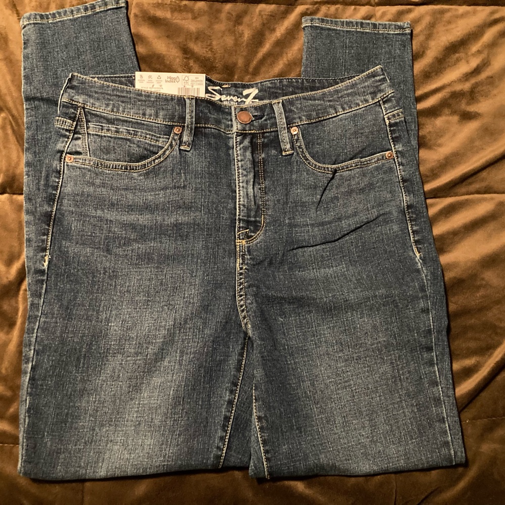 Seven7 Brand, size 8, new with tags, high rise skinny, cute and comfy